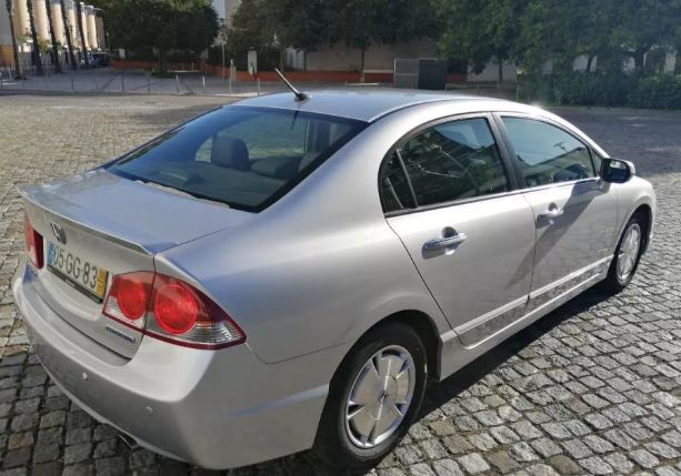 Honda Civic • 2008 • 35,000 km 2