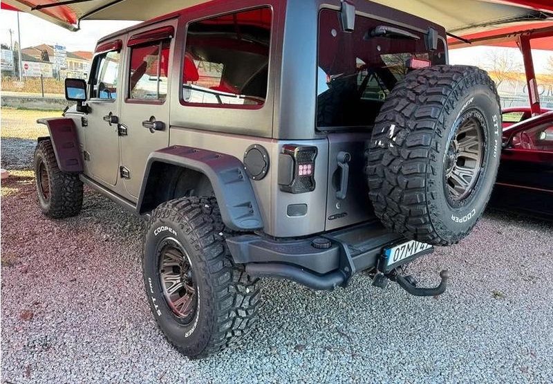 Jeep Wrangler • 2012 • 110,000 km 3