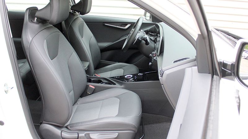 Kia Niro • 2022 • 18,030 km 18