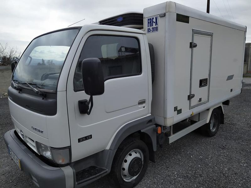 Nissan Cabstar E - T • 2004 • 125,000 km 4