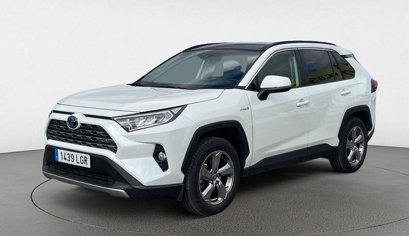 Toyota RAV4 • 2020 • 89,000 km 2
