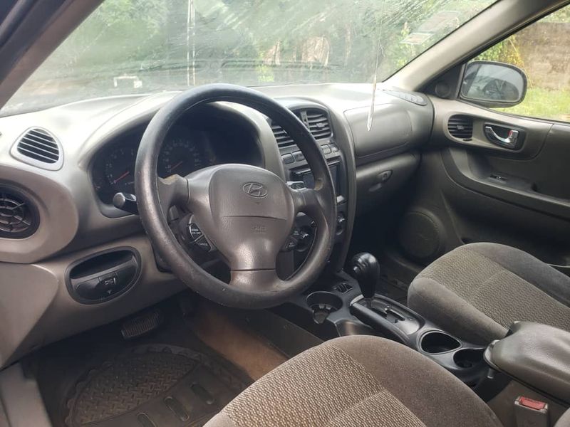 Hyundai Santa Fe • 2007 • 50,000 km 6
