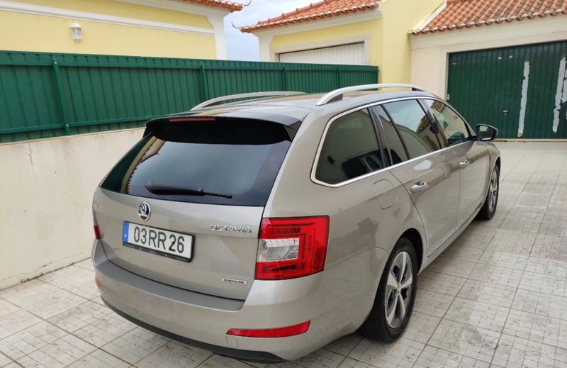 Škoda Octavia • 2016 • 192,690 km 4