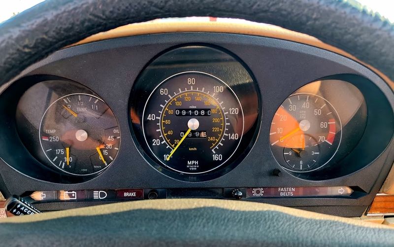 Mercedes-Benz SL-Class • 1979 • 91,000 km 7