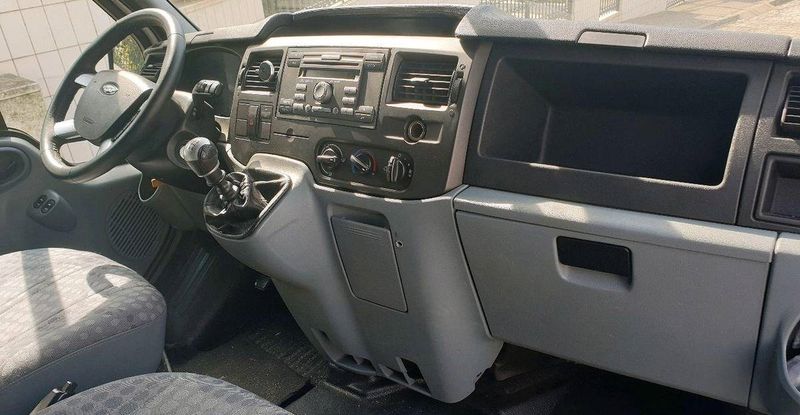 Ford Transit • 2007 • 360,000 km 5