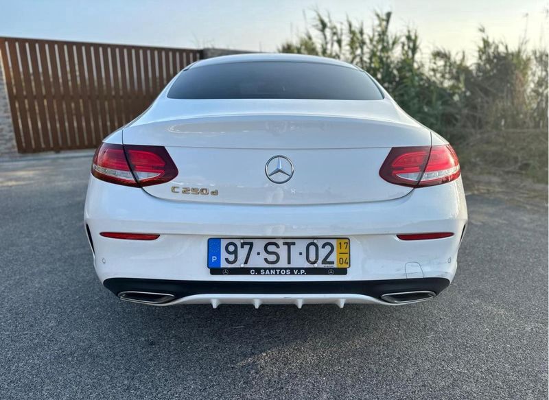 Mercedes-Benz C-Class • 2017 • 130,000 km 3
