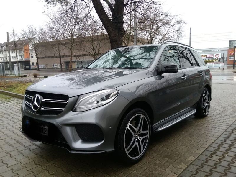 Mercedes-Benz GLE • 2017 • 112,000 km 1