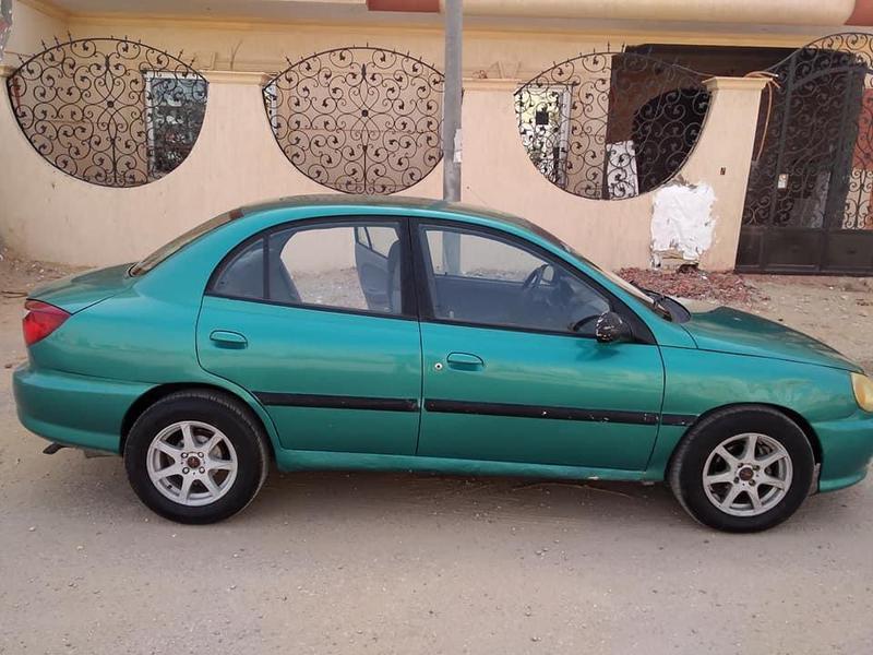 Kia Rio • 2001 • 180,000 km 1