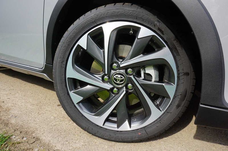 Toyota Auris • 2018 • 71,200 km 12