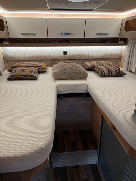 Mercedes-Benz Sprinter • 2022 • 14,000 km 8