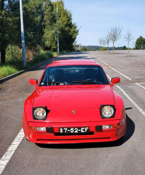Porsche 944 • 1985 • 50,000 km 3