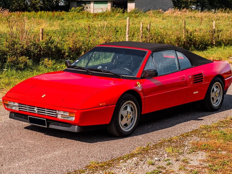 Ferrari FF • 1992 • 31,700 km 8