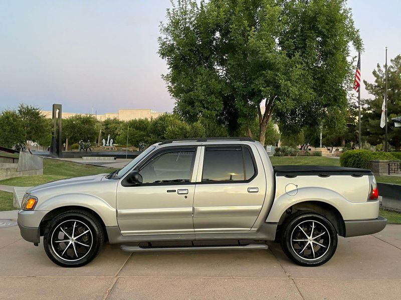 Ford Explorer • 2003 • 125,000 mi 1