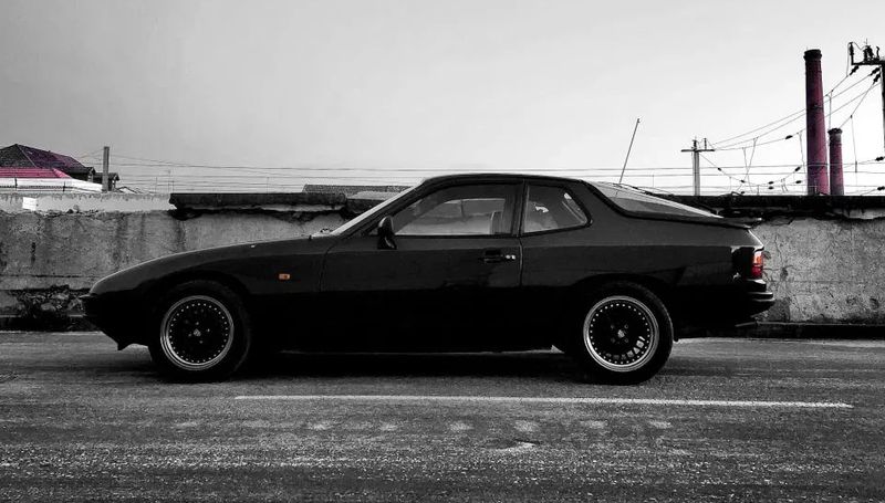Porsche 924 • 1982 • 91,000 km 2