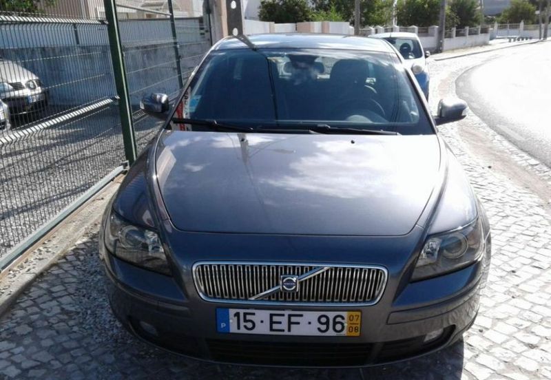 Volvo V50 • 2007 • 181,000 km 1