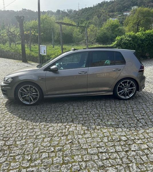 Volkswagen Golf • 2016 • 141,000 km 2