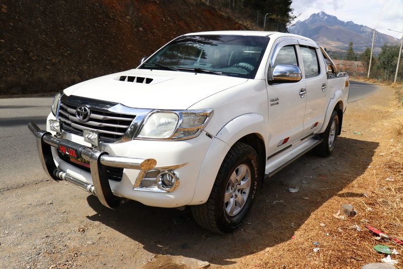 Toyota Hilux • 2014 • 155,115 km 4
