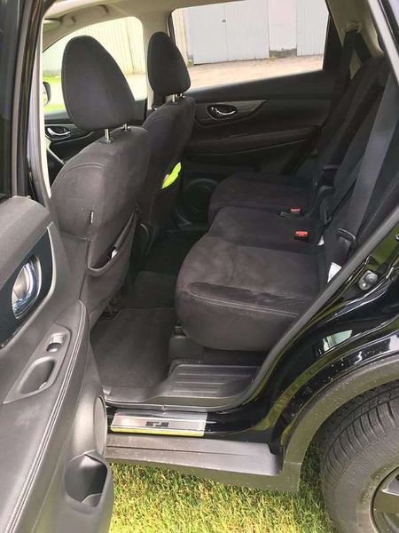 Nissan X-Trail • 2017 • 60,000 km 9