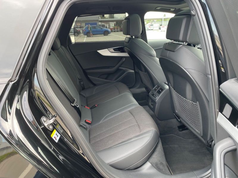 Audi A4 Avant • 2022 • 60,500 km 4