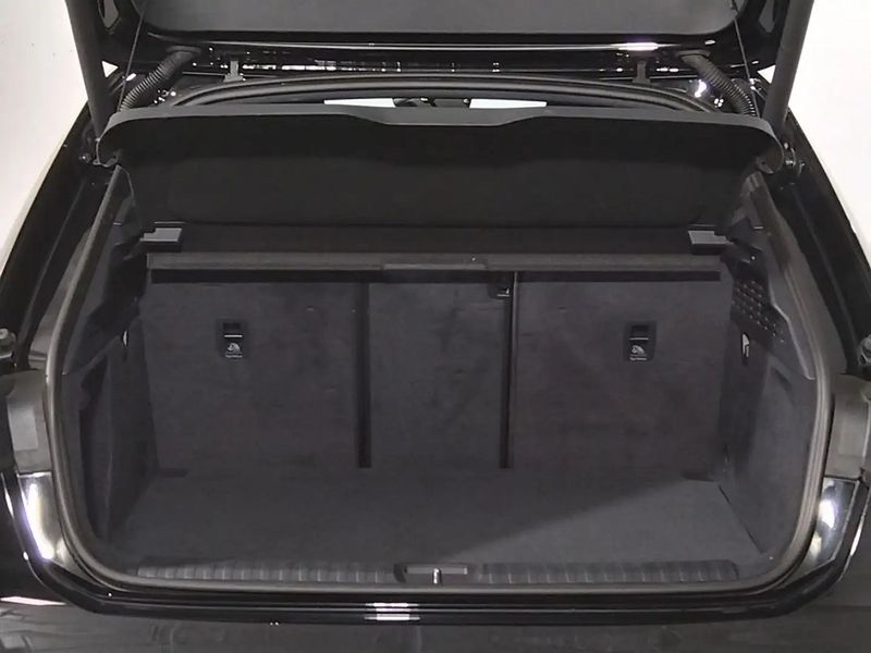 Audi A3 Sportback • 2020 • 88,964 km 12