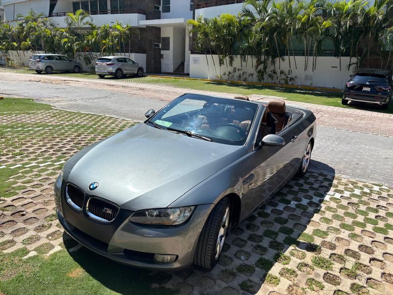 BMW 3 Series • 2009 • 180,000 km 10