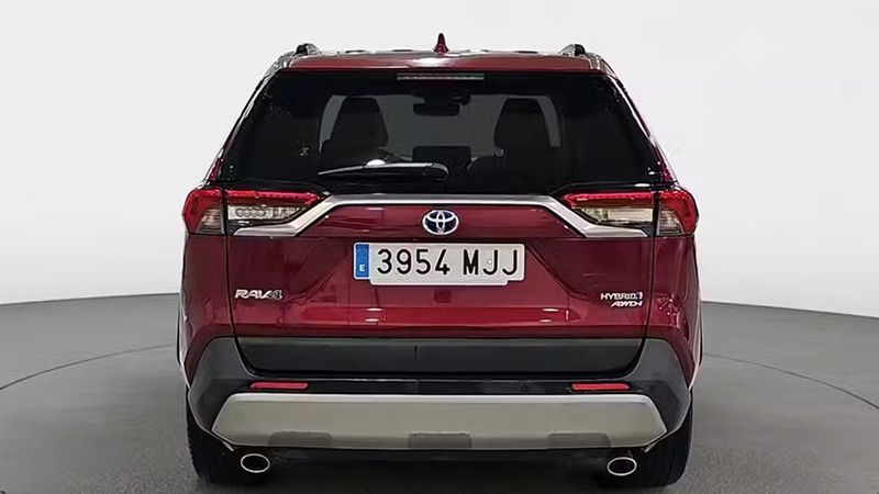 Toyota RAV4 • 2023 • 38,609 km 8