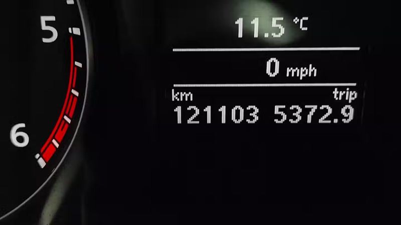 Volkswagen Multivan • 2019 • 121,103 km 14