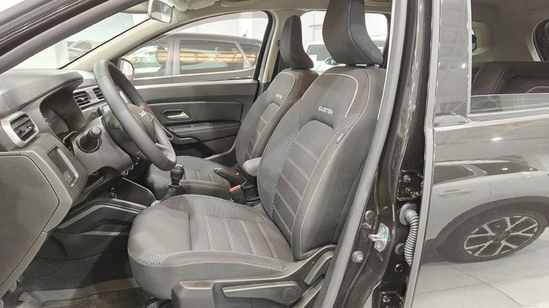 Dacia Duster • 2024 • 2,961 km 10