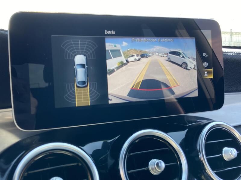 Mercedes-Benz GLC • 2022 • 62,491 km 14