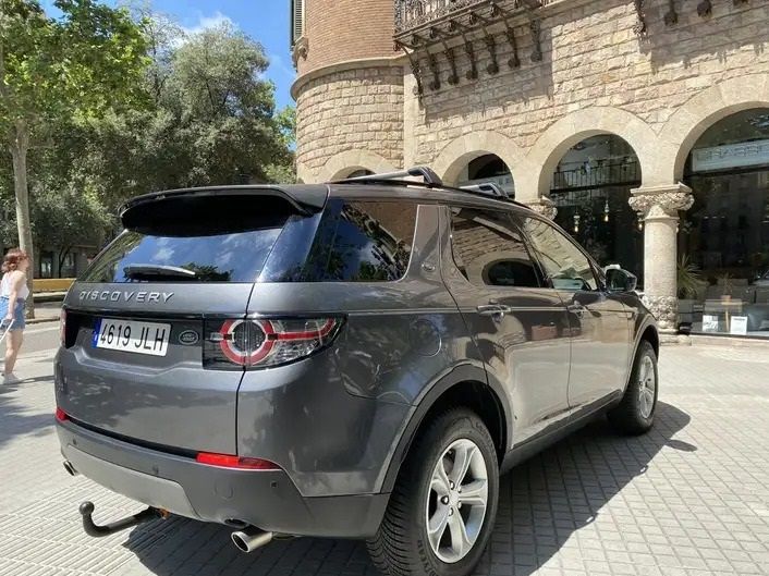 Land Rover Discovery Sport • 2016 • 105,000 km 3
