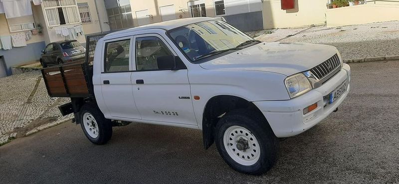 Mitsubishi L200 • 1993 • 286,000 km 1