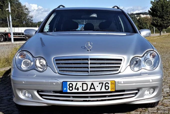 Mercedes-Benz C • 2004 • 212,000 km 1