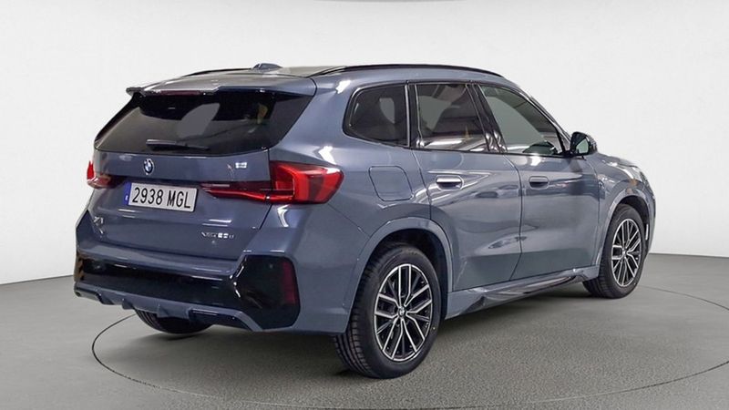 BMW X1 • 2023 • 49,021 km 3