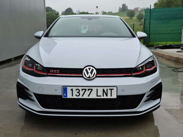 Volkswagen Golf • 2018 • 78,000 km 7