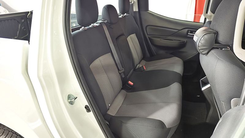 Mitsubishi L200 • 2022 • 31,986 km 12