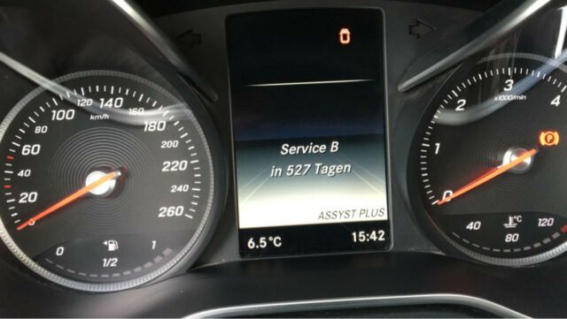 Mercedes-Benz Sprinter • 2015 • 149,800 km 13