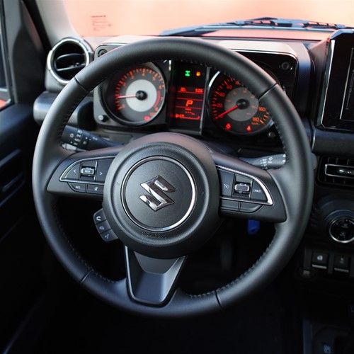 Suzuki Jimny • 2020 • 2 km 3