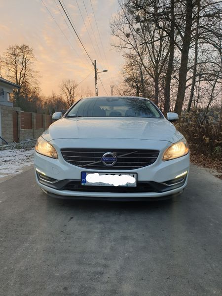 Volvo S60 • 2015 • 148,000 km 9