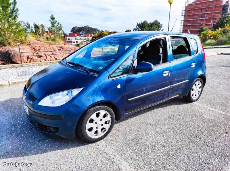 Mitsubishi Colt • 2005 • 200,000 km 1