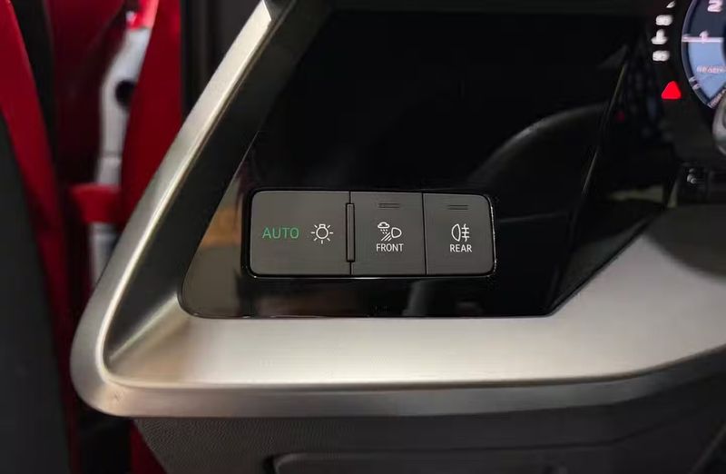 Audi A3 • 2023 • 44,550 km 7