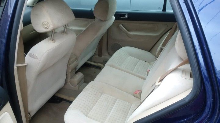 Volkswagen Golf • 2004 • 14,275 km 2