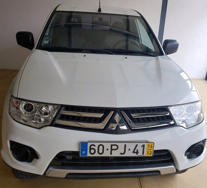 Mitsubishi L200 • 2014 • 90,000 km 3