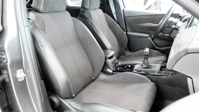 Citroën DS3 • 2022 • 35,320 km 24