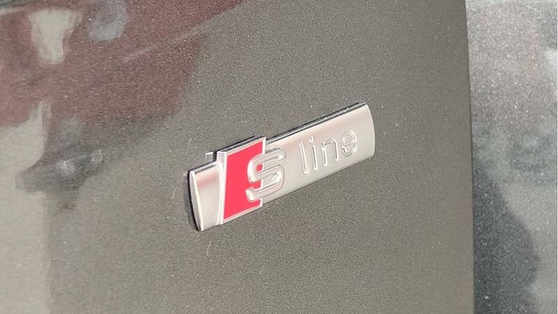 Audi Q7 • 2020 • 53,648 km 11