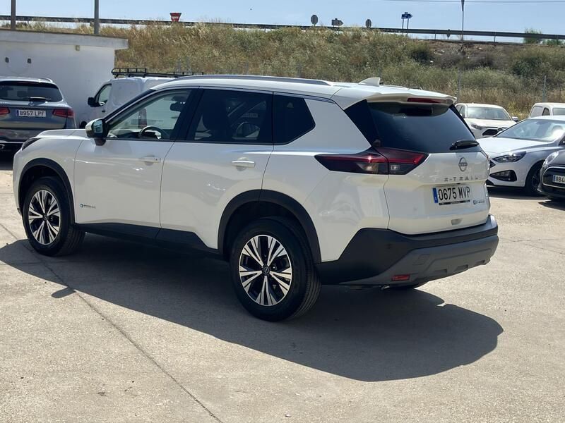 Nissan X-Trail • 2024 • 15,120 km 3