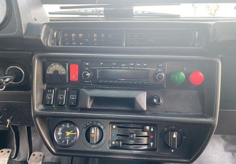 Mercedes-Benz G-Class • 1984 • 65,000 km 8