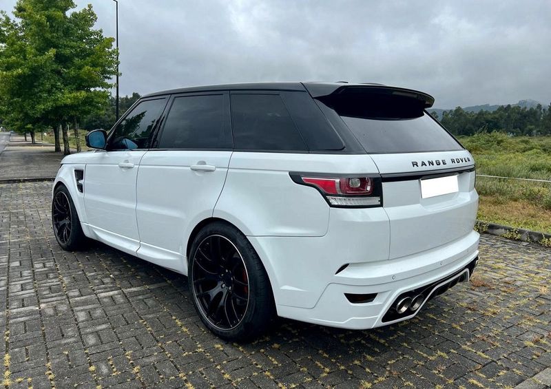Land Rover Range Rover • 2014 • 140,000 km 2