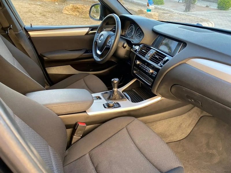 BMW X3 • 2017 • 65,000 km 7