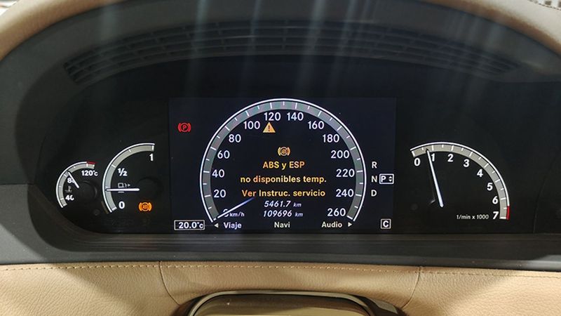 Mercedes-Benz CL • 2007 • 109,699 km 19