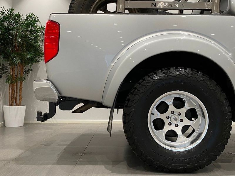 Nissan Navara • 2009 • 105,000 km 1